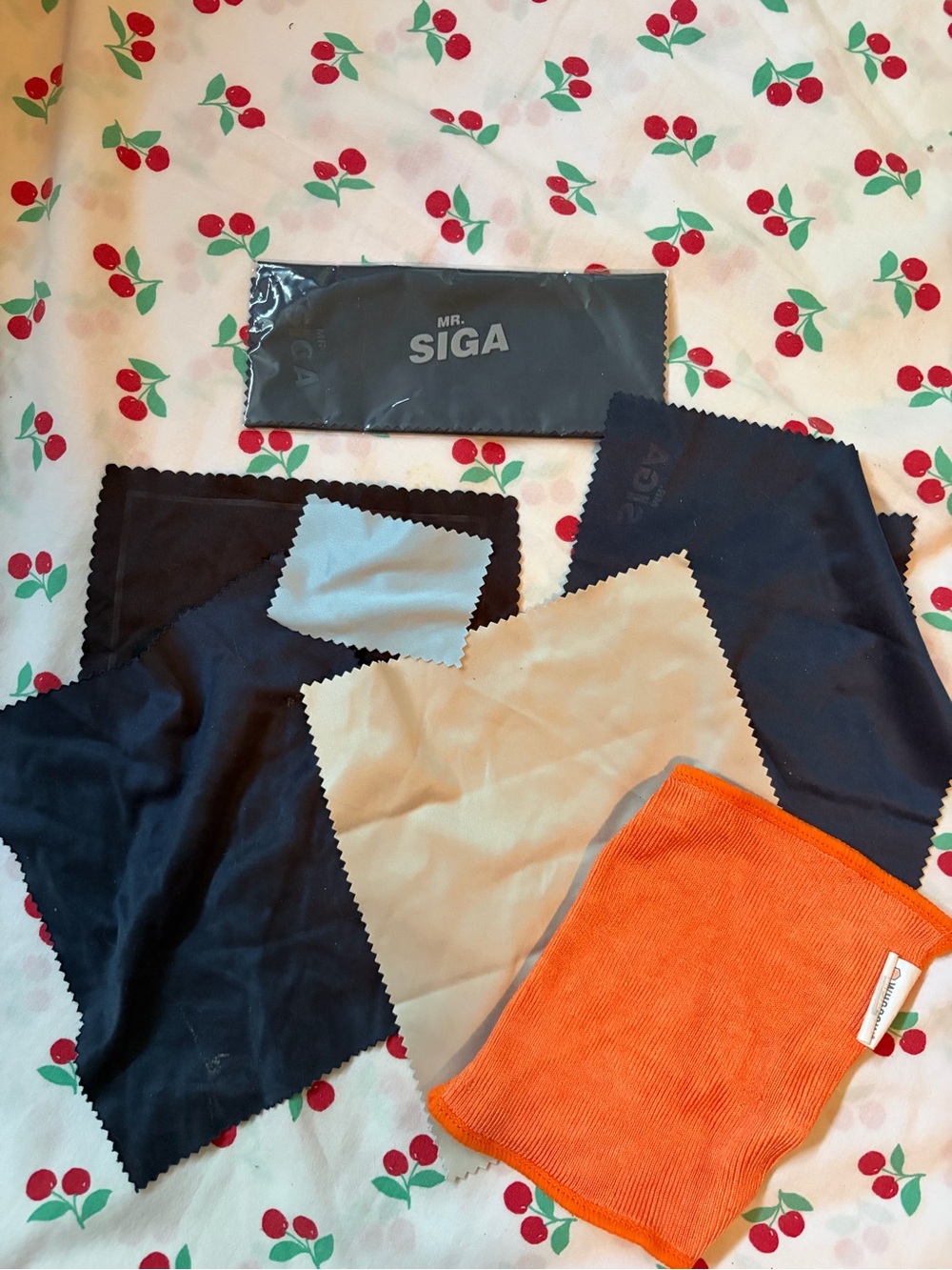 MR. SIGA Microfiber Glasses Cleaning Cloth Bundle